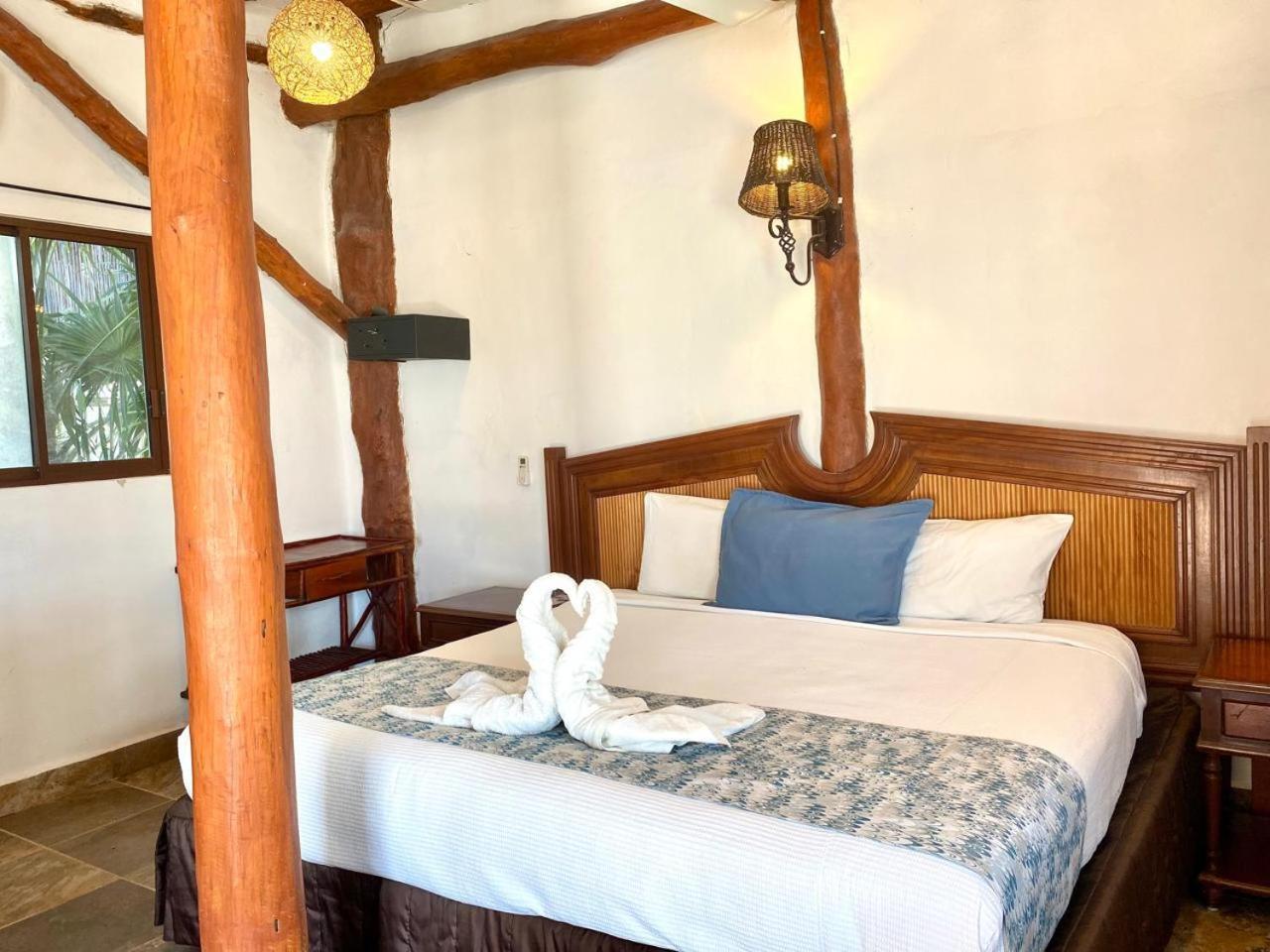 Golden Paradise Beachfront Holbox Extérieur photo