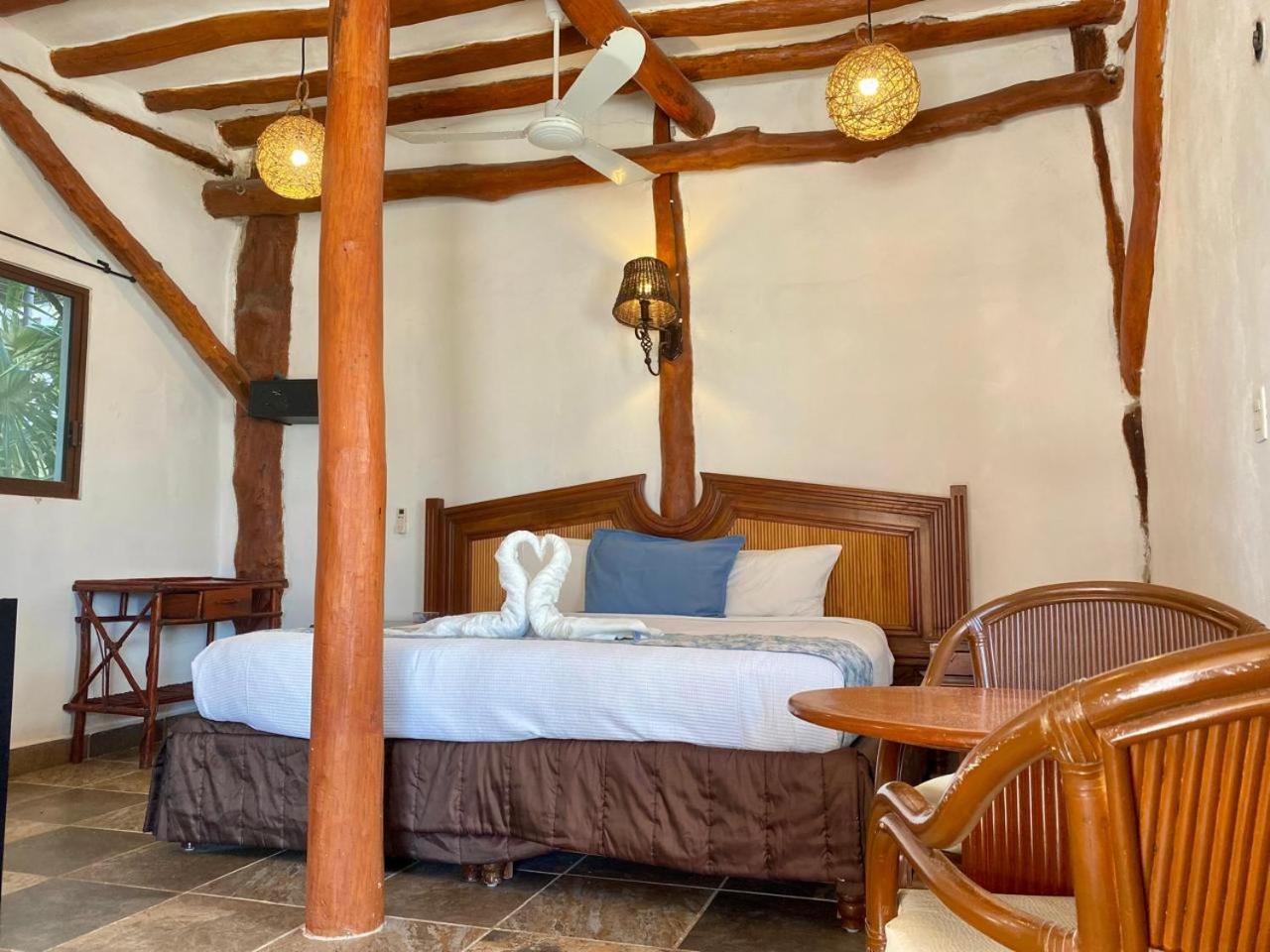 Golden Paradise Beachfront Holbox Extérieur photo